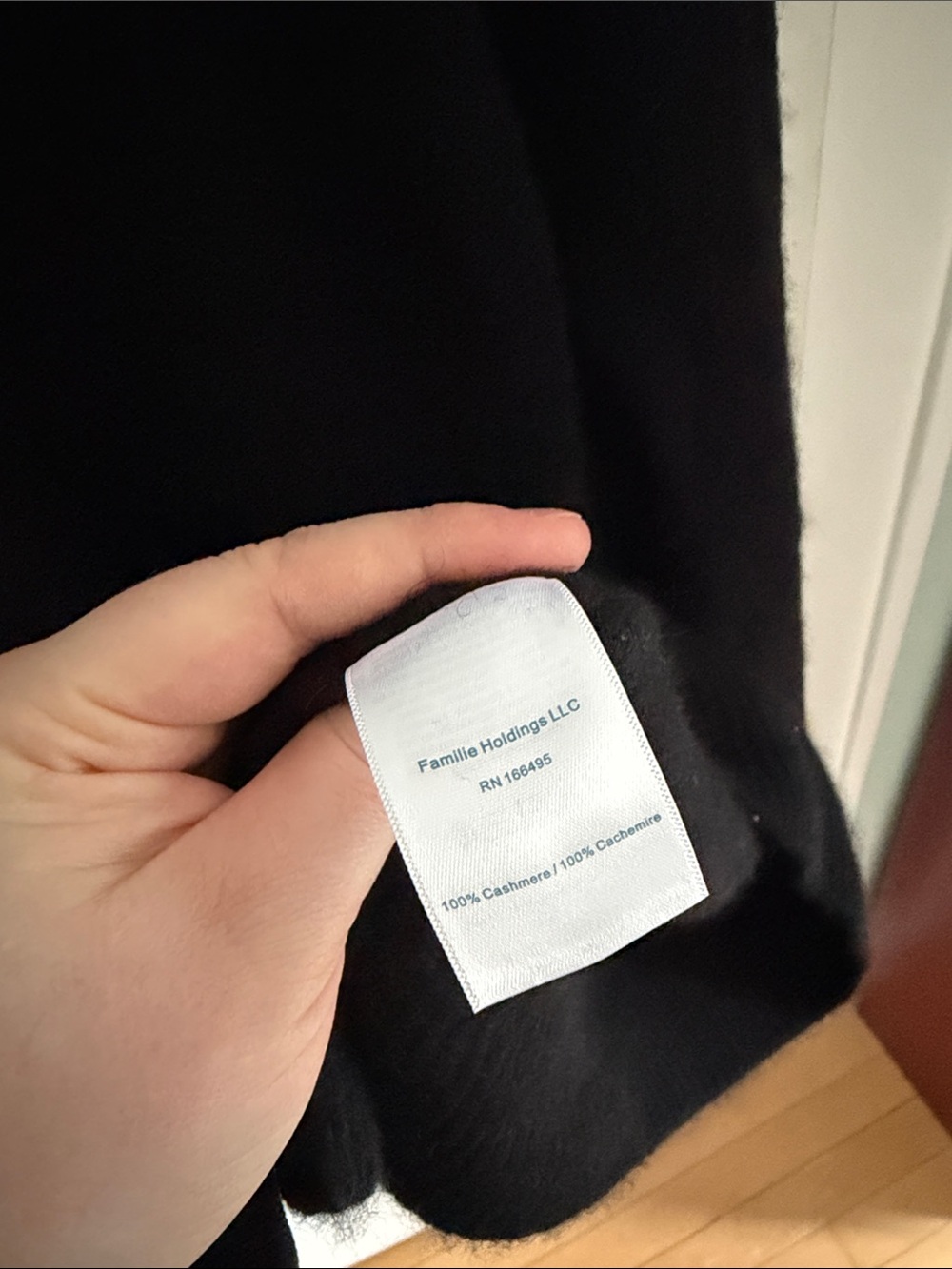 Guest in Residence • Black 100% Cashmere Sweater (Size XL) - Picture 4 of 6
